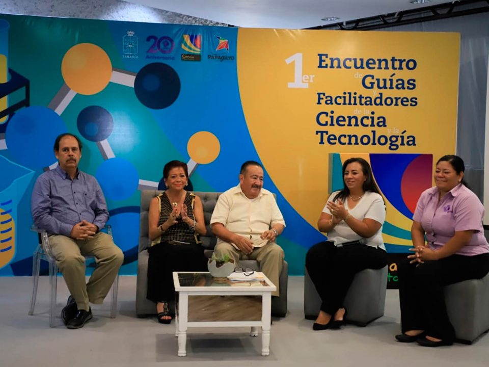 Intercambian experiencias Guías Facilitadores de la Ciencia y la Tecnología