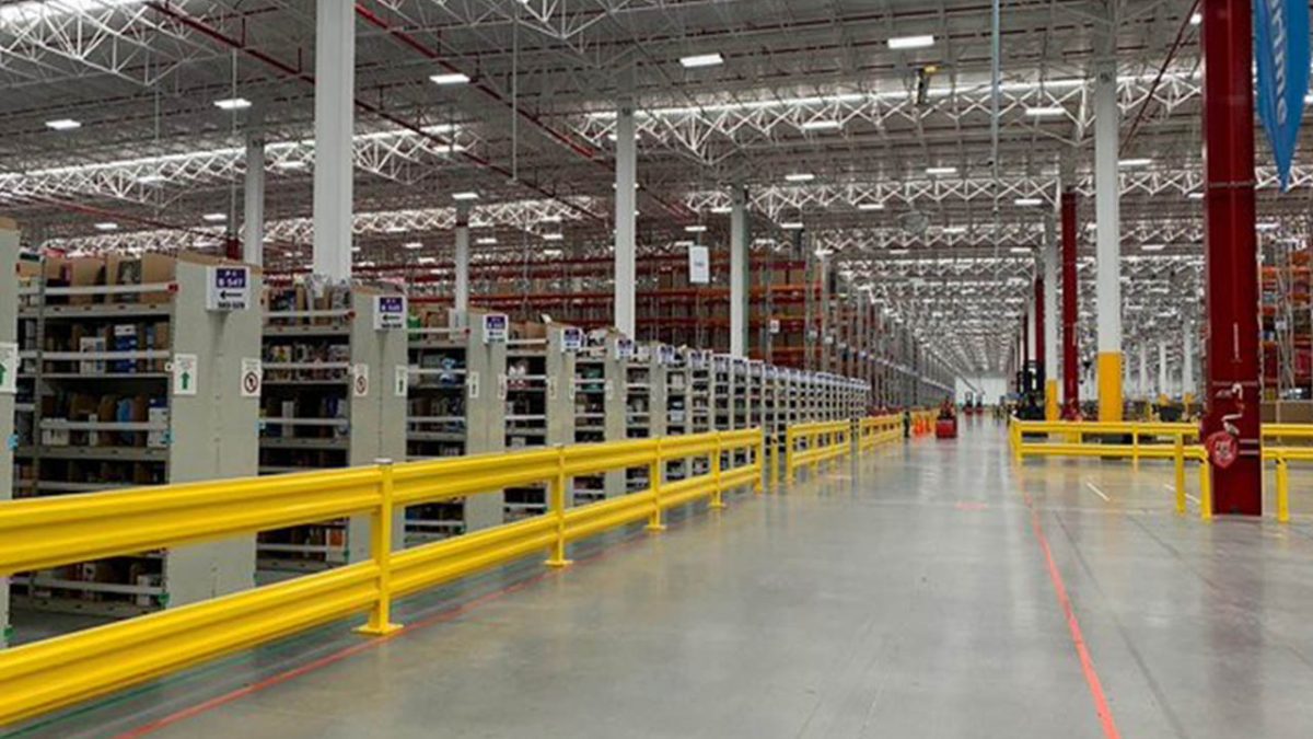 Abre Amazon nuevo centro en México