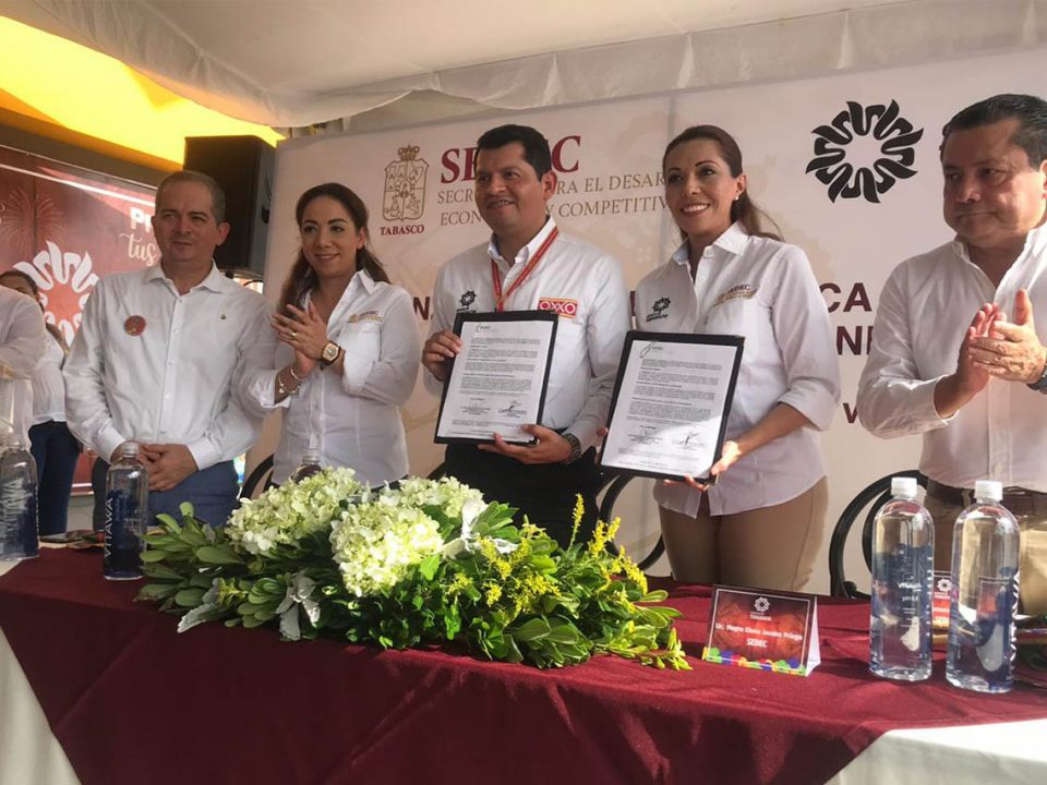 Crece distintivo "Esencia Tabasco"; SEDEC y OXXO firman convenio