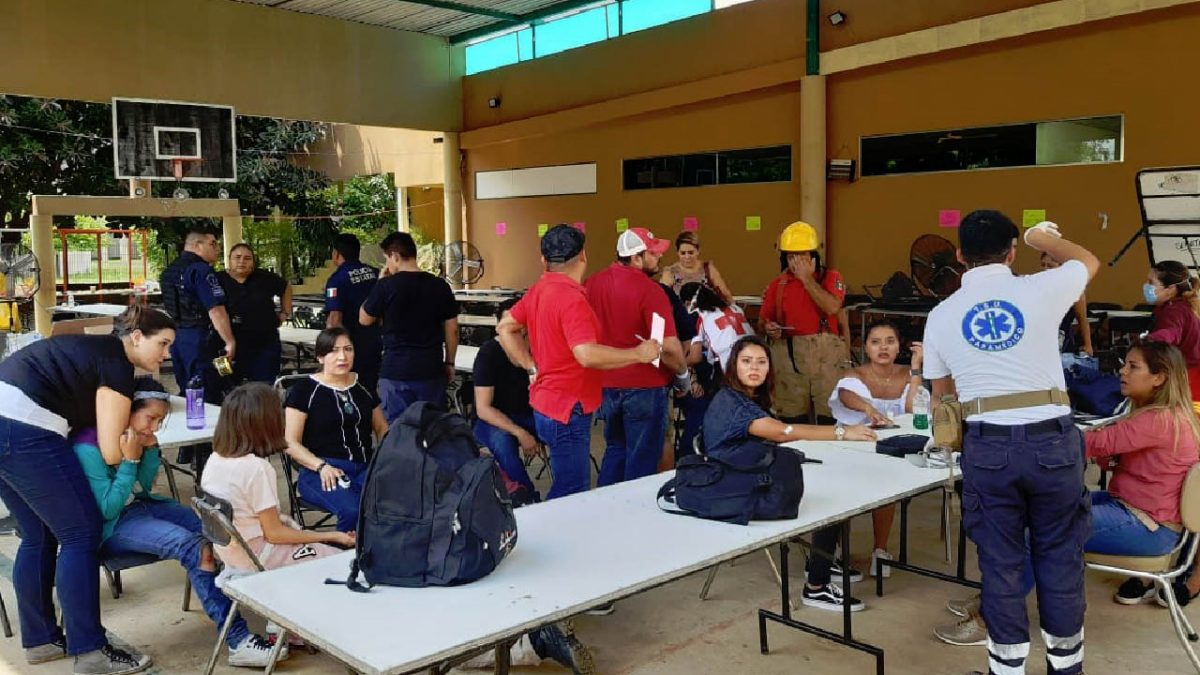 Se derrumba domo de la escuela 'Libertad' en Villahermosa