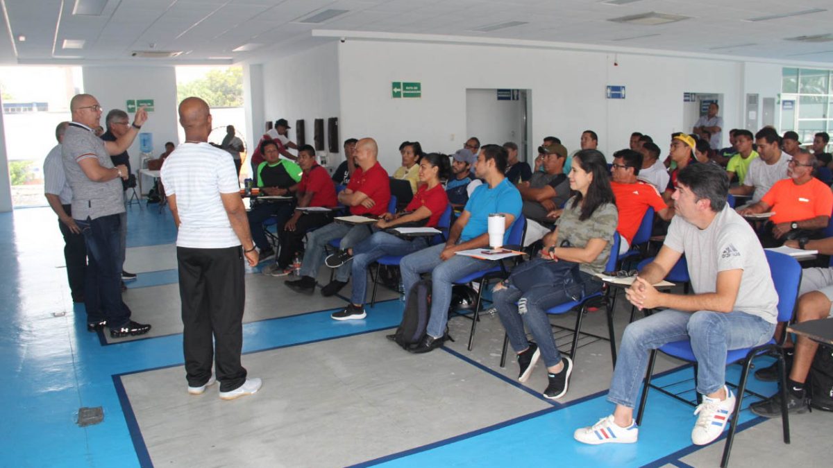 Realiza INJUDET segunda reunión técnica metodológica con entrenadores deportivos