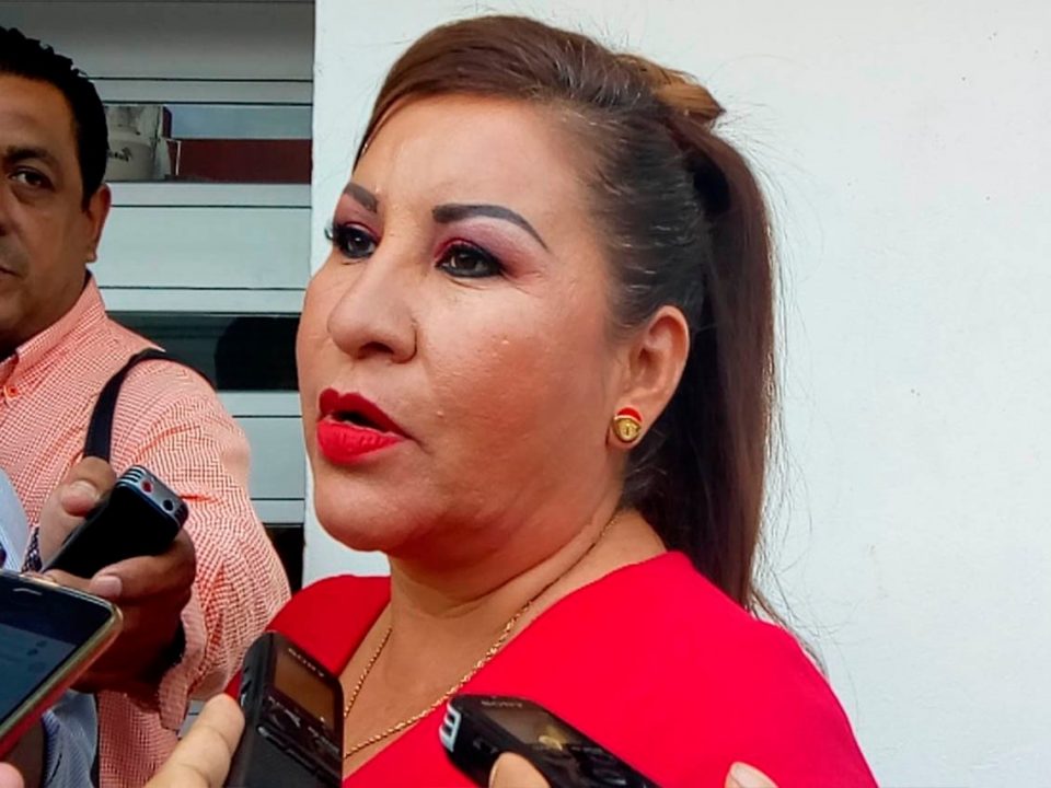 Insiste la Diputada Jaqueline Villaverde en eliminar para el nivel básico “las tareas”